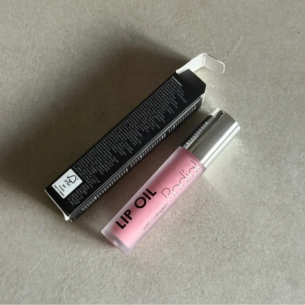 Rodial Collagen Lip Oil Pink Hydrating Gloss Treatment
